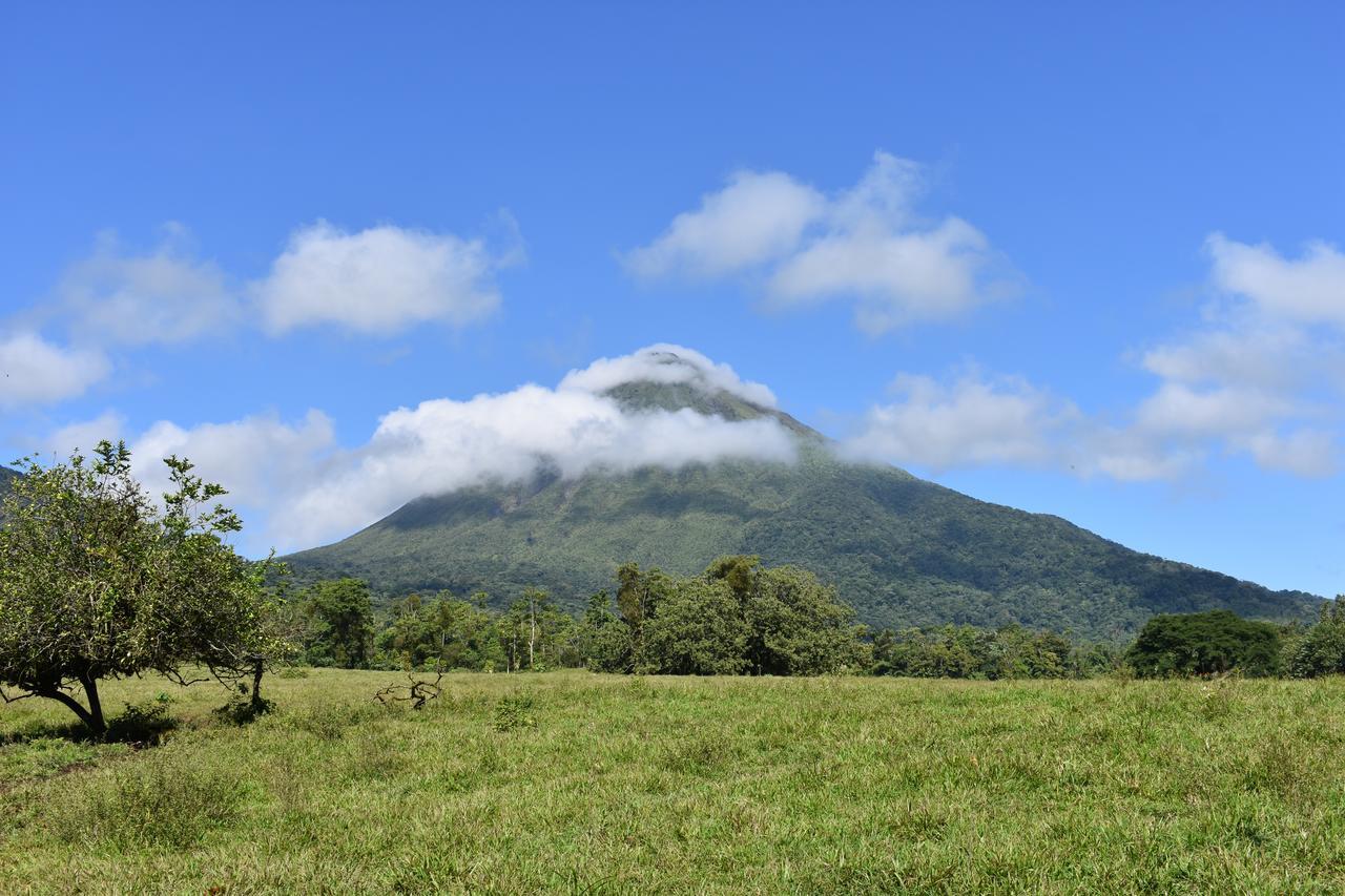 Hotel Faro Arenal La Fortuna Kültér fotó